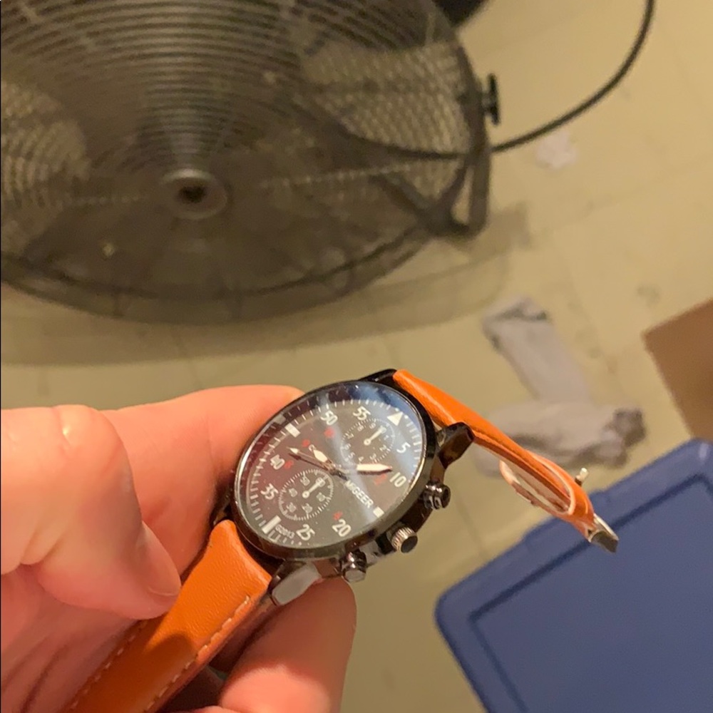 MiGERR Watch - Picture 3 of 4